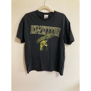 Hanes Led Zeppelin Shirt Size‎ Large Short Sleeve 2004 Man Sticks Myth Gem Ltd